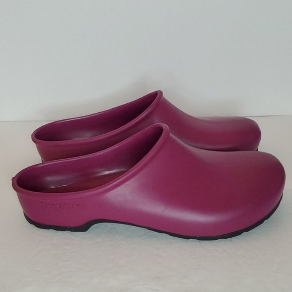 COPY - Sloggers slip-on gardening clogs - Picture 1 of 9
